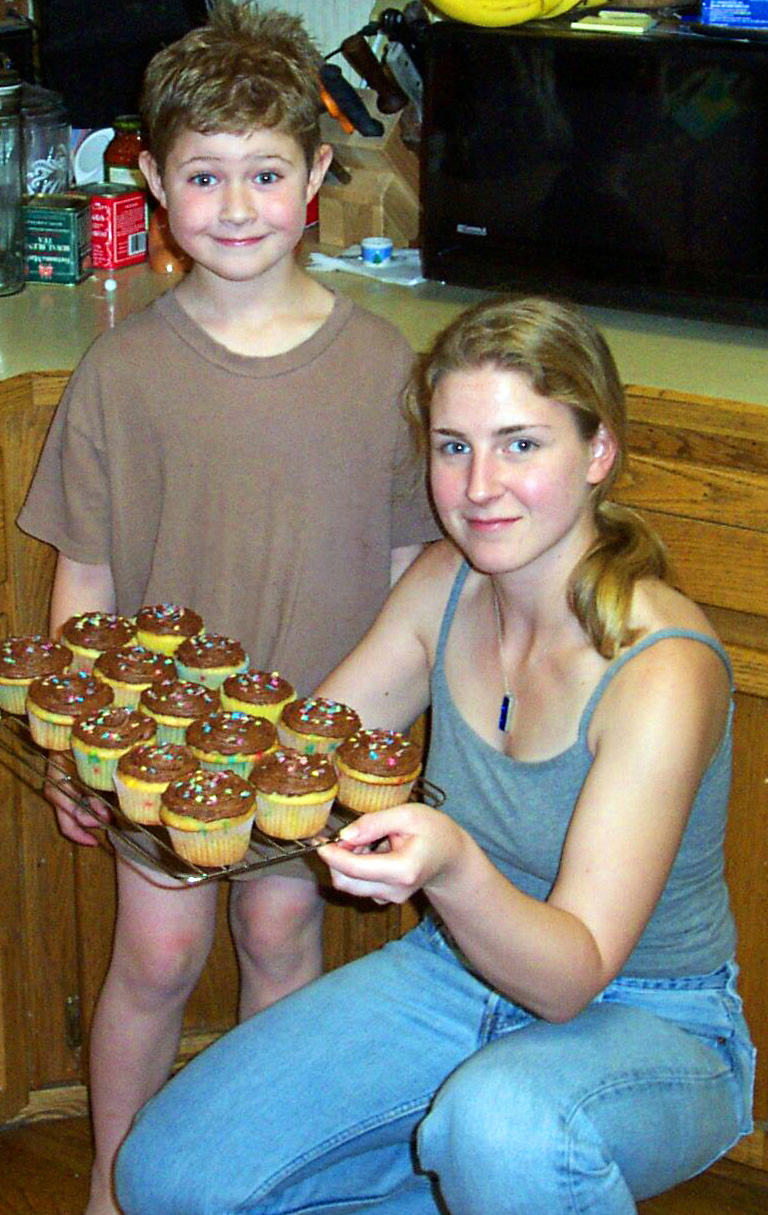 Monkey, Harpie and cupcakes, many moons ago